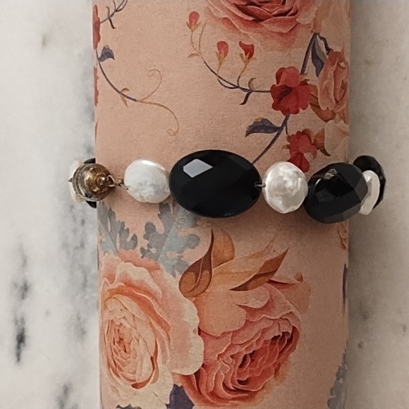 Vintage Iridescent Coin Pearls & Black Faceted Onyx Bead Bracelet Magnetic Clasp - Picture 8 of 12